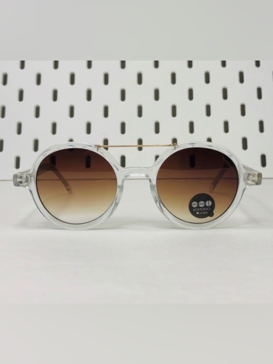 REVOLVE Accessories - NEW KOMONO sunglasses Vivien Clear gold round